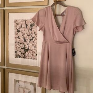 Express pink dress